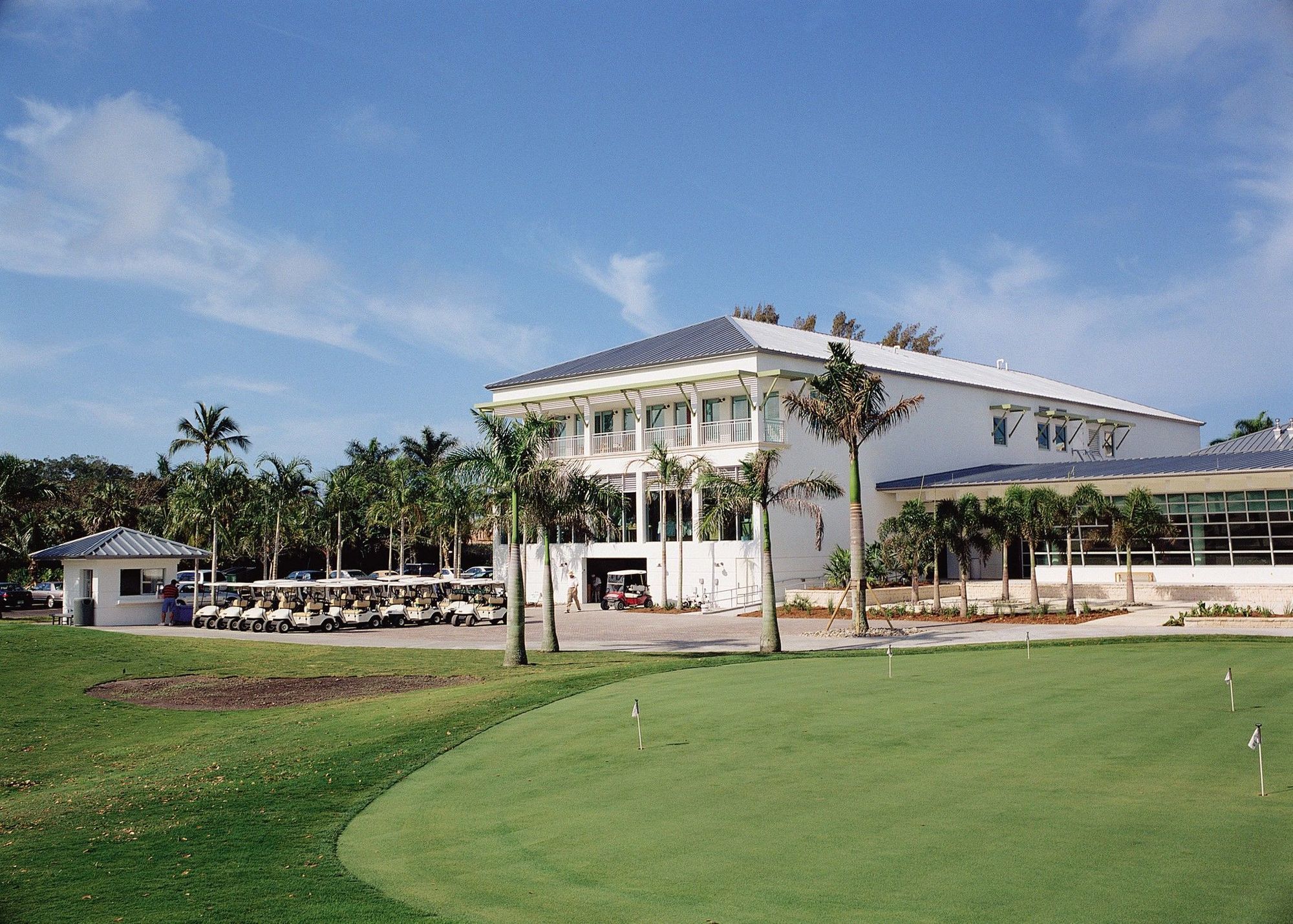 Naples Beach Hotel And Golf Club Экстерьер фото